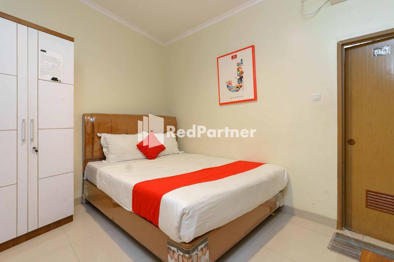 Jo Residence Syariah Redpartner Jakarta Eksteriør bilde
