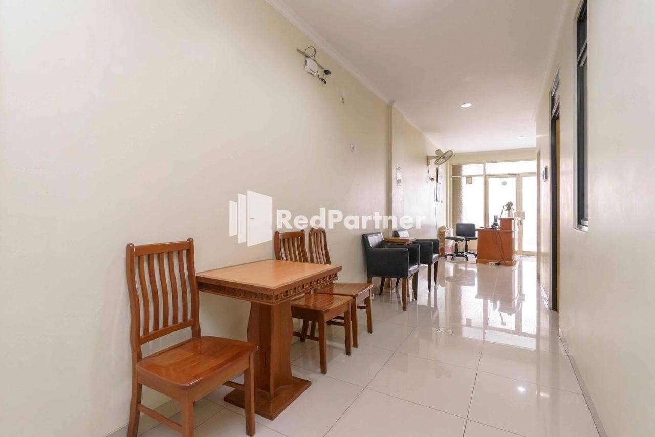 Jo Residence Syariah Redpartner Jakarta Eksteriør bilde